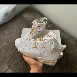 Jordan 6 Retro Gold Hoops